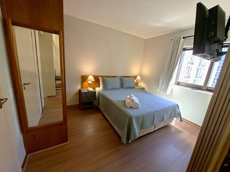 Vintage Ibirapuera | Flat Retrô em Moema