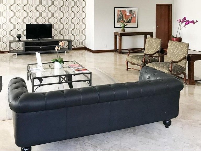 Vintage Ibirapuera | Flat Retrô em Moema